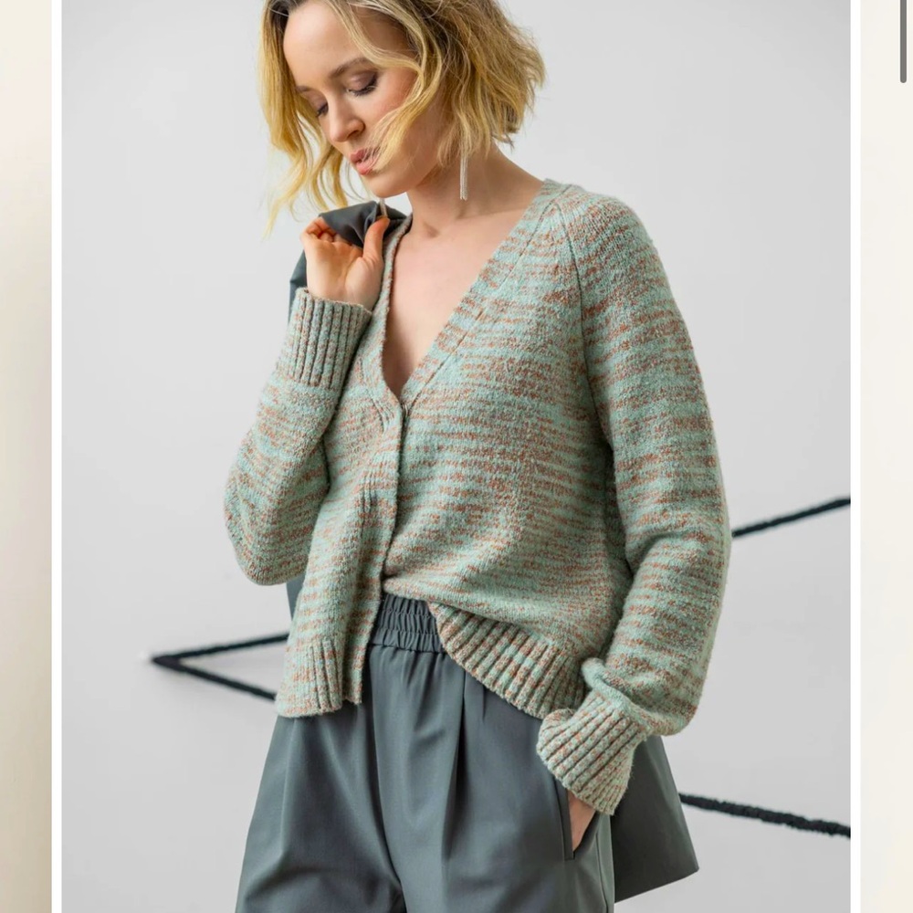 LILLA P. V-NECK‎ CARDIGAN SWEATER, Space Dye, Sz S